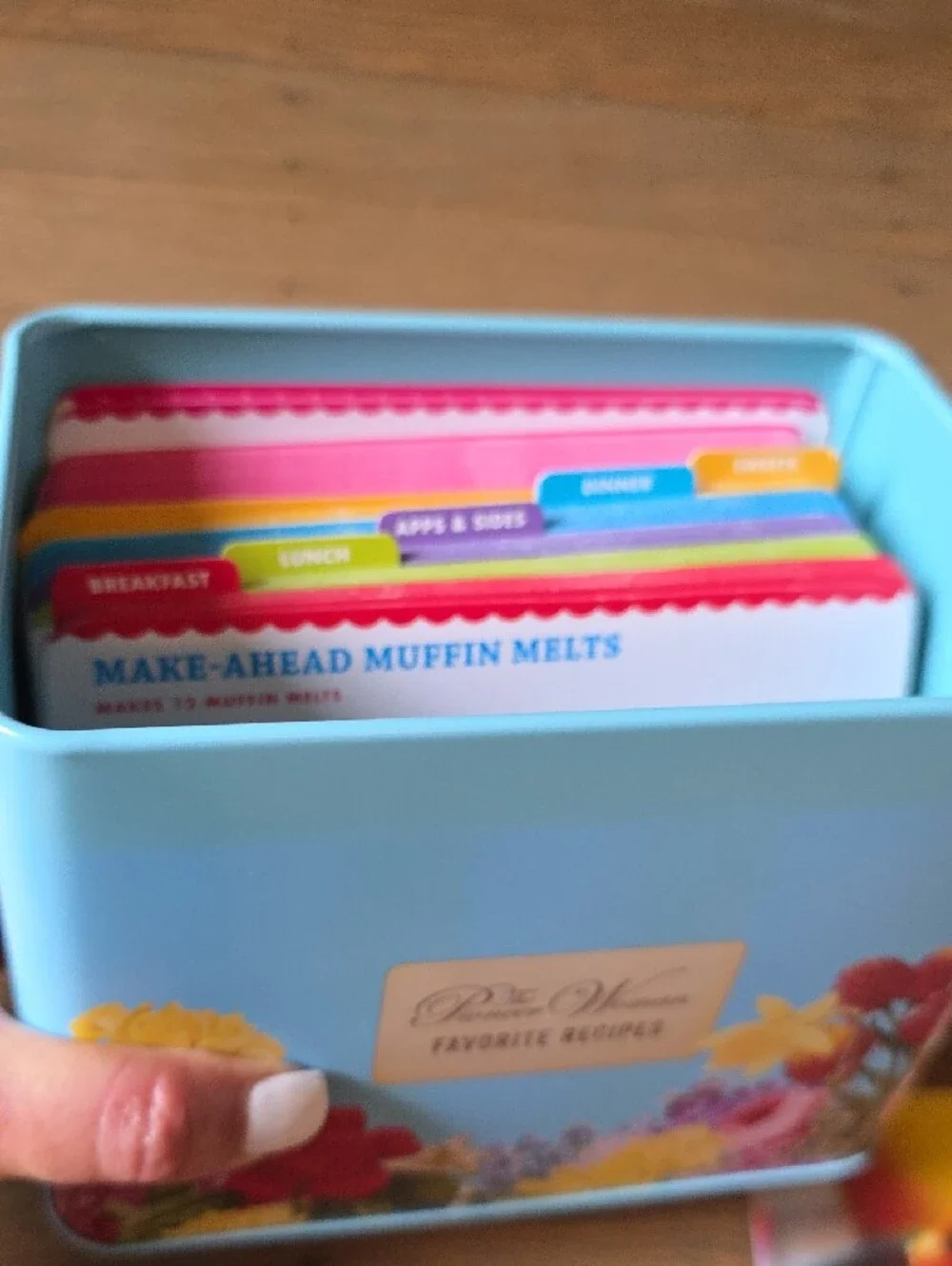 The Pioneer Woman Favorite Receipes - Blue Floral Recipe Tin w/ Recipe Cards